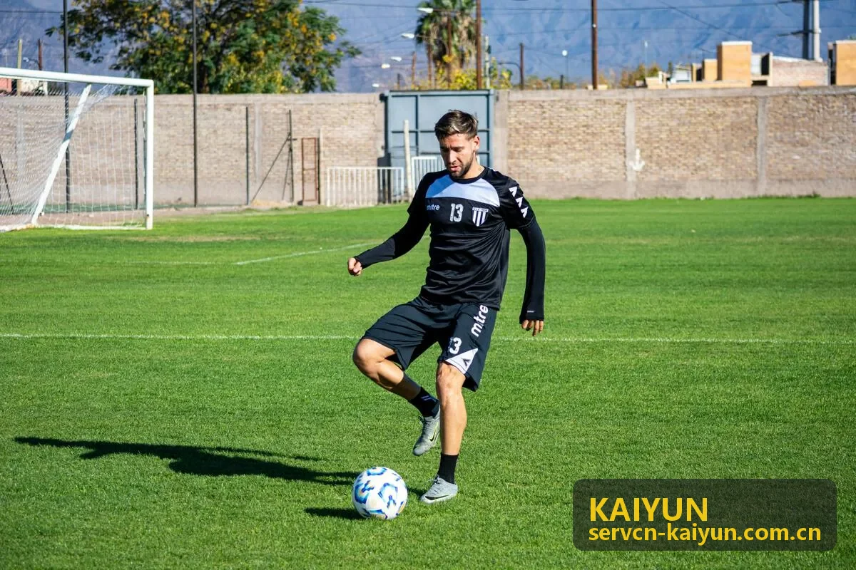 KAIYUN专家分析欧冠淘汰赛数据推演